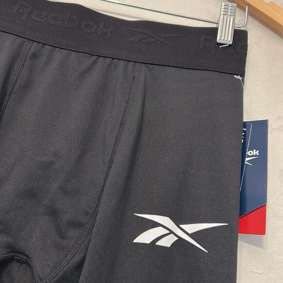 Reebok black compression pants Size M New - Picture 4 of 10
